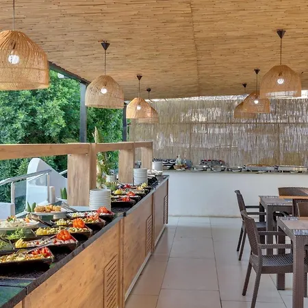 فندق Sapphire Club