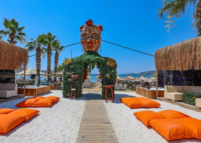 Sapphire Club Hotel