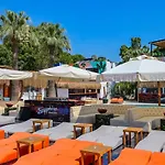 Ξενοδοχείο Sapphire Club