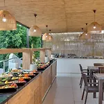 Ξενοδοχείο Sapphire Club