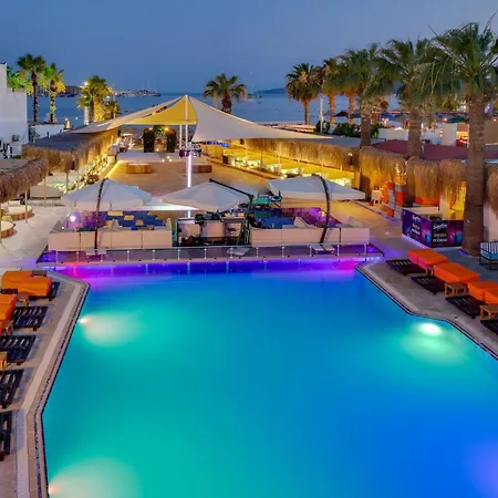 Sapphire Club Hotel 4*