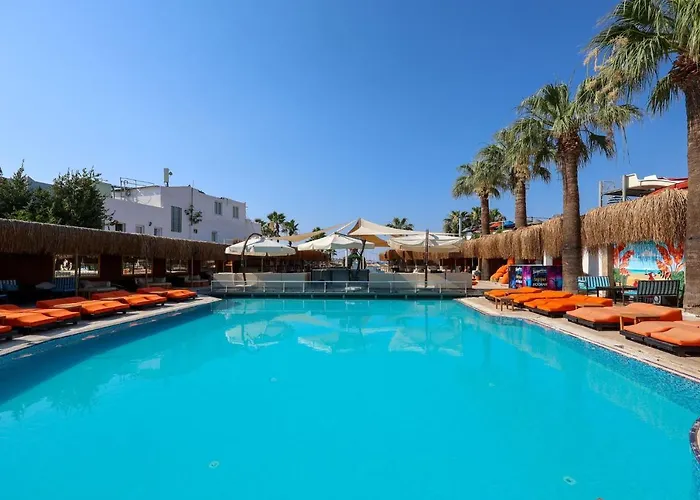 Sapphire Club Ξενοδοχείο 4*